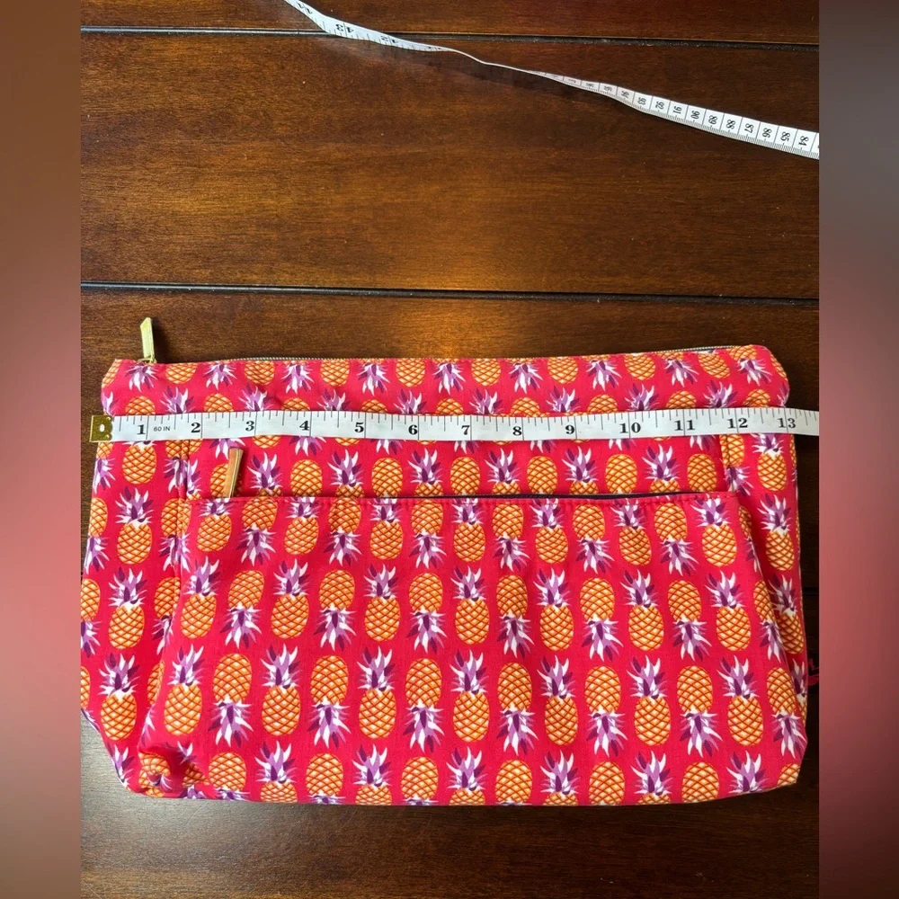 Enchante Accessories 2 Pc Travel Pouch Set Pineapple Print Cosmetic Bag & Clutch